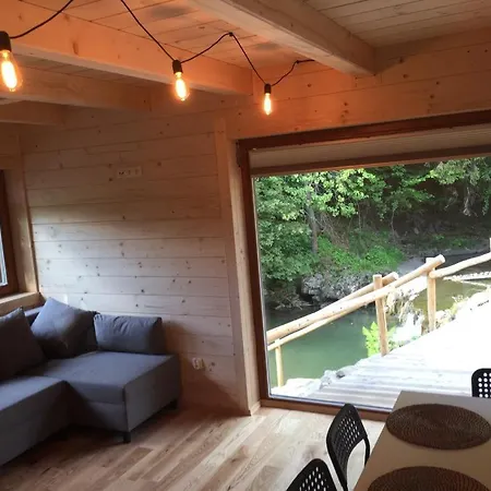 Z Sauna Nad Rzeka شاليه Zabnica