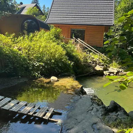 Z Sauna Nad Rzeka شاليه